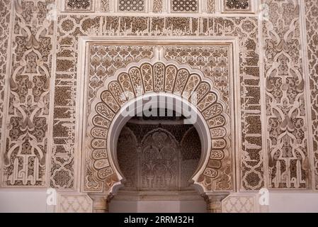 Marrakesch, Marokko, die berühmte Madrassa Ben Youssef in der Medina von Marrakesch Stockfoto