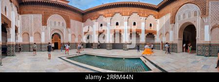 Marrakesch, Marokko, die berühmte Medersa Ben Youssef in der Medina von Marrakesch Stockfoto