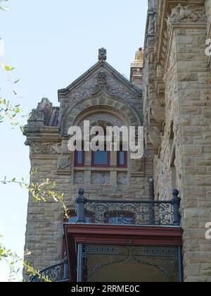 Vertikal: Detail des Bishop's Palace, Galveston Island, Texas. Stockfoto