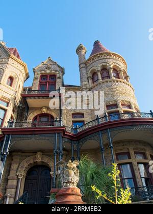 Vertikal: Detail des Bishop's Palace, Galveston Island, Texas. Stockfoto