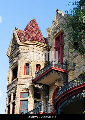 Vertikal: Detail des Bishop's Palace, Galveston Island, Texas. Stockfoto