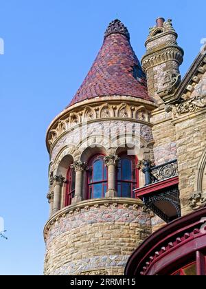 Vertikal: Detail des Bishop's Palace, Galveston Island, Texas. Stockfoto