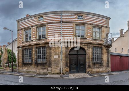 Chalons-en-Champagne, Frankreich - 09 01 2023: Blick auf die Fassade des Hauses Leon Bourgeois Stockfoto