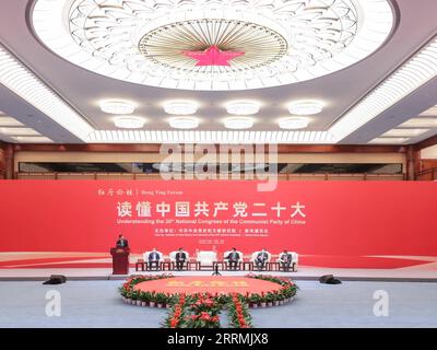 221102 -- PEKING, 2. November 2022 -- Ein Symposium mit dem Titel Hong Ting Forum: Understanding the 20th National Congress of the Communist Party of China findet am 2. November 2022 im Museum der Kommunistischen Partei Chinas in Peking, der Hauptstadt Chinas, statt. Diplomatische Gesandte in China, Experten von Thinktanks und Journalisten aus fast 80 Ländern tauschten sich auf dem Forum am Mittwoch über die Leitprinzipien des kürzlich abgeschlossenen 20. Nationalen Kongresses der Kommunistischen Partei Chinas aus. CHINA-PEKING-20TH CPC NATIONAL CONGRESS-FORUM CN ZHANGXYUWEI PUBLICATIONXNOTXINXCHN Stockfoto