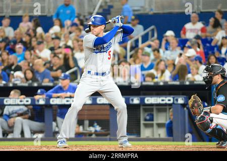 Miami, USA. September 2023. Miami, Florida, USA; Los Angeles Dodgers erster Baseman Freddie Freeman schläft im sechsten Inning im LoanDepot Park am 7. September 2023. (Foto: Rick Munroe/SIPA USA) Credit: SIPA USA/Alamy Live News Stockfoto