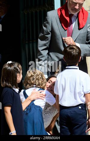 Pamplona. Spanien. September 2023: Königin Letizia von Spanien nimmt am 8. September 2023 in Pamplona an der Feier des 6. Jahrestags des Privilegiums der Union in der Marienkathedrale Teil. Spanien das Privileg der Union ist der vertrag, durch den die drei wichtigsten Burghs, aus denen die Stadt Pamplona im Mittelalter bestand, durch ein Dokument vereint wurden, das am 8. September 1423 von König Carlos III. von Navarra unterzeichnet wurde. Bis zu diesem Tag hatte jede Stadt ihre eigene Flagge und ihren eigenen Herrscher, Pamplona, Spanien. September 2023, . . September 2023: MPG/Alamy Live News Stockfoto