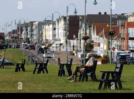 MARINE PARADE, LEE ON THE SOLENT, HANTS PIC MIKE WALKER 2023 Stockfoto