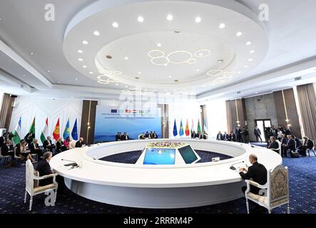 230603 -- BISHKEK, 3. Juni 2023 -- dieses Foto vom 2. Juni 2023 zeigt ein Treffen des zweiten Gipfeltreffens zwischen der Europäischen Union und Zentralasien, das in Cholpon-Ata, einem Ferienort der Region Issyk-Kul, Kirgisistan, abgehalten wurde. An dem Gipfel nahmen der kirgisische Präsident Sadyr Japarow, der kasachische Präsident Kassym-Jomart Tokajew, der tadschikische Präsident Emomali Rahmon, der usbekische Präsident Shavkat Mirziyojew, der stellvertretende Vorsitzende des turkmenischen Ministerkabinetts Nurmuhammet Amannepesov und der Präsident des Europäischen Rates Charles Michel Teil. /Informationsblatt über Xinhua KIRGISISTAN-ISSYK-KUL-EU-ZENTRALASIEN GIPFEL Presidentialxpressxservicexof Stockfoto