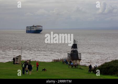 COSCO Sheng Shi nähert sich dem Batteriepunkt Portishead Stockfoto