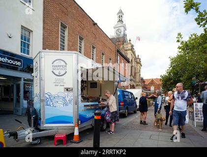 Harper Meeresfrüchte-Stall auf dem Retford Market Square Stockfoto