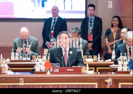 New Delhi, Indien. September 2023. Der chinesische Premierminister Li Qiang spricht an der ersten Sitzung des 18. G20-Gipfels in Neu-Delhi, Indien, 9. September 2023. Quelle: Li Tao/Xinhua/Alamy Live News Stockfoto