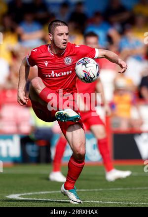 Accrington Stanleys Liam Coyle in Aktion während des Sky Bet League Two Matches im Wham Stadium in Accrington. Bilddatum: Samstag, 9. September 2023. Stockfoto