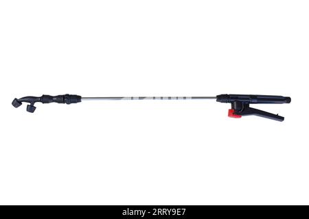 Stange mit Spritzpistole für Herbizide auf weißem Hintergrund, Zubehör für die Gartenspritze Stockfoto