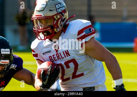 Frankfurt, Deutschland. September 2023. ELF/Playoff Game : Berlin Thunder in Frankfurt Galaxy am 09. September 2023, in der PSD Bank Arena, Frankfurt am Main, Berlin Thunder/ S # 22 Albert Wiesigstrauch Credit: Frank Baumert/Alamy Live News Stockfoto