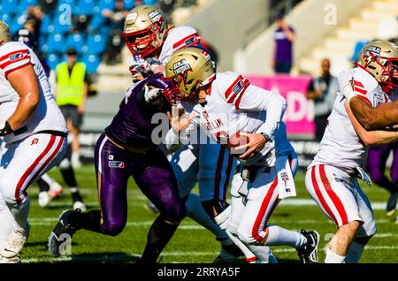 Frankfurt, Deutschland. September 2023. ELF/Playoff Game : Berlin Thunder in Frankfurt Galaxy am 09. September 2023, in der PSD Bank Arena, Frankfurt am Main, Deutschland, QB # 16 Slade Jarman/Berlin Thunder Credit: Frank Baumert/Alamy Live News Stockfoto