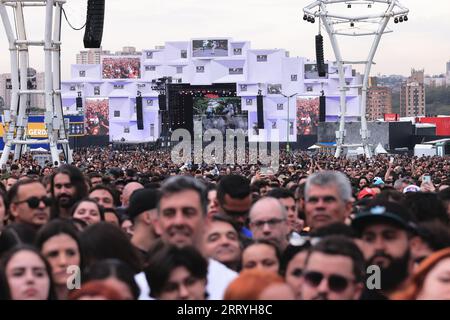 Sao Paulo, Brasilien. September 2023. SP - SAO PAULO - 09/09/2023 - SAO PAULO, THE TOWN 2023, 1ST EDITION - Fans werden während des Musikfestivals The Town 2023 auf der Rennstrecke Interlagos am Donnerstag (07) gesehen. Dies ist die erste Ausgabe der Veranstaltung, die von den gleichen Schöpfern von Rock in Rio veranstaltet wird. Foto: Ettore Chiereguini/AGIF Kredit: AGIF/Alamy Live News Stockfoto