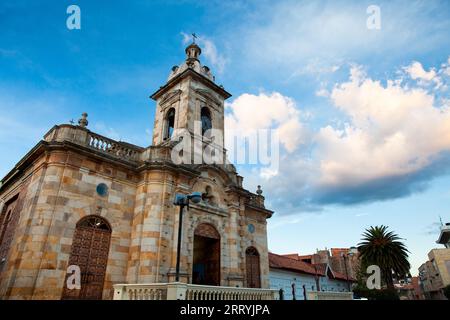 San Miguel Arcangel Kirche im Jaime Rook Park in der Stadt Paipa Stockfoto