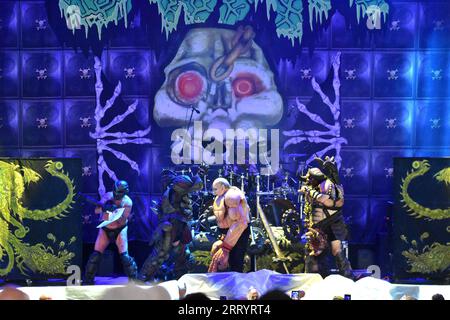 The Psychotherapy Session Tour 2023 im Credit Union 1 Amphitheatre - Chicago am Freitag, 5. August 2023 in Tinley Park, IL, USA mit: GWAR Where: Tinley Park, Illinois, United States Wann: 06. August 2023 Credit: Adam Bielawski/WENN.com Stockfoto