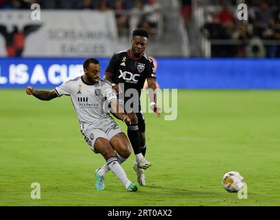 Washington DC, USA. 9. September 2023: San Jose Earthquakes Defender (29) Carlos Akapo übergibt den Ball während eines MLS-Fußballspiels zwischen dem D.C. United und den San Jose Earthquakes auf dem Audi Field in Washington D.C. an Cristian Dajome. Justin Cooper/CSM Credit: CAL Sport Media/Alamy Live News Stockfoto