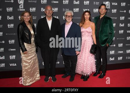 9. September 2023, Toronto, Ontario, Kanada: Von links nach rechts: Meredith Bennett, Jon Kamen, Frank Scherma, Caryn Capotosto und Dave Sirulnick nehmen an der Premiere von Lil NAS X: Long Live Montero während des Toronto International Film Festivals 2023 in der Roy Thomson Hall am 09. September 2023 in Toronto, Ontario, Teil (Credit Image: © Angel Marchini/ZUMA Press Wire) NUR REDAKTIONELLE VERWENDUNG! Nicht für kommerzielle ZWECKE! Stockfoto