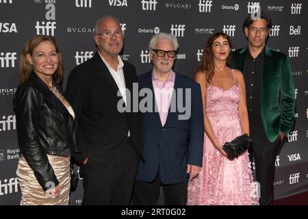 9. September 2023, Toronto, Ontario, Kanada: Von links nach rechts: Meredith Bennett, Jon Kamen, Frank Scherma, Caryn Capotosto und Dave Sirulnick nehmen an der Premiere von Lil NAS X: Long Live Montero während des Toronto International Film Festivals 2023 in der Roy Thomson Hall am 09. September 2023 in Toronto, Ontario, Teil (Credit Image: © Angel Marchini/ZUMA Press Wire) NUR REDAKTIONELLE VERWENDUNG! Nicht für kommerzielle ZWECKE! Stockfoto