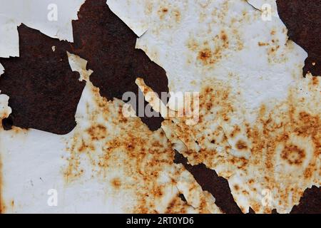 Detail der Gerissenen und Geschälte Farbe auf die Oberfläche Stockfoto