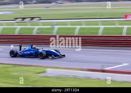 Melbourne, Australien. September 2023. Trent Shirvington (14) fuhr Mygale M11 F3 für TWS Motorsport während der Australian Formula Open bei Shannons Speedseries Motorsport Championship Runde 6 auf dem Sandown International Raceway. Quelle: Santanu Banik/Alamy Live News Stockfoto