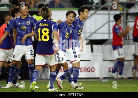 WOLFSBURG - (l-r) Hiroki Ito von Japan, Takuma Asano von Japan, Shuto Machino von Japan, Hiroki Sakai von Japan feiern die 1-4 während des Freundschaftsspiels zwischen Deutschland und Japan in der Volkswagen Arena am 9. September 2023 in Wolfsburg, Deutschland. ANP | Hollandse Hoogte | BART STOUTJESDIJK Stockfoto