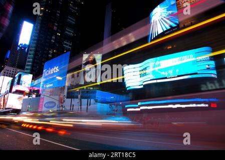 Light Trails at Times Square - Manhattan, New York City Stockfoto