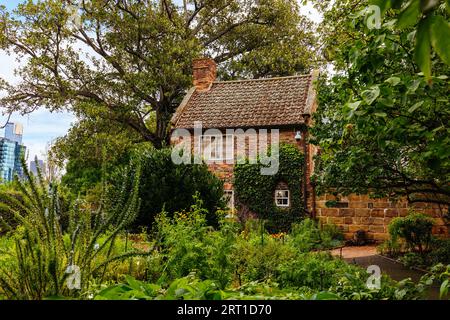 Cook's Cottage in Fitzroy Gardens in Melbourne, Australien, ist das älteste Gebäude des Landes, das von den Eltern des berühmten Entdeckers James Cook erbaut wurde Stockfoto