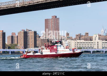 New York, United States of America, 22. September 2019: Ein Boot des Marinedivisons der Feuerwehr New York Stockfoto