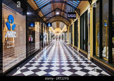 Melbourne, Australien, 22. August 2020: Die einst beliebte Royal Arcade Mall im zentralen Geschäftsviertel von Melbourne ist während der Coronavirus-Pandemie ruhig und verlassen. Stockfoto