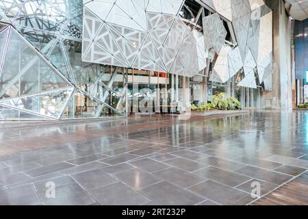 Melbourne, Australien, 4. Oktober 2020: Ian Potter Centre und NGV am Federation Square in Melbourne sind während des Coronavirus ruhig und leer Stockfoto