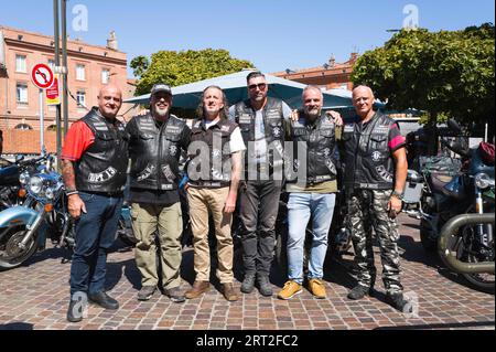 Toulouse, Frankreich. September 2023. Vertreter der Doomstriker. Die MC France Doomstrikers in Toulouse. Ein Biker-Club, der sich aus Strafverfolgungsbehörden und Militärangehörigen zusammensetzt. LE für Strafverfolgungsbehörden und MC für Moto-Club. Frankreich, Toulouse, 8. September 2023. Foto von Patricia Huchot-Boissier/ABACAPRESS.COM Credit: Abaca Press/Alamy Live News Stockfoto