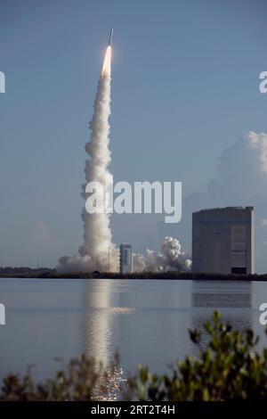 Cape Canaveral, Florida, USA. September 2023. Die United Launch Alliance Atlas V-Rakete mit der Nutzlast NROL-107 SILENTBARKER startet am Samstag, den 9. September 2023, um 8:47 UHR aus dem Komplex 41 der Cape Canaveral Space Force Station. Die SILENTBARKER-Mission ist eine klassifizierte Mission, die in Partnerschaft zwischen der NRO und der US Space Force durchgeführt wird. Foto von Joe Marino/UPI Credit: UPI/Alamy Live News Credit: UPI/Alamy Live News Stockfoto