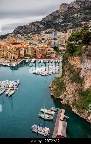 Hafen von Fontvieille in Monaco am Mittelmeer Stockfoto