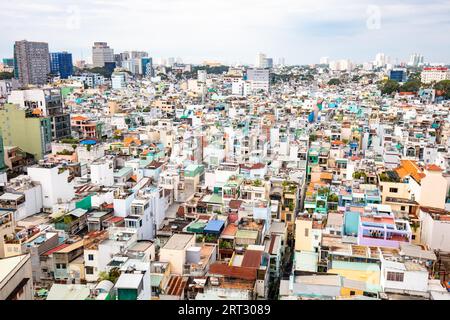 Die große Ausbreitung von Gebäuden in Ho Chi Minh Stadt, ansonsten wie Saigon in Vietnam bekannt Stockfoto