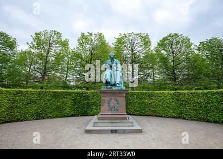 Kopenhagen, Dänemark, 12. März 2018: Staue des berühmten dänischen Schriftstellers Hans Christian Andersenin King's Garden Stockfoto