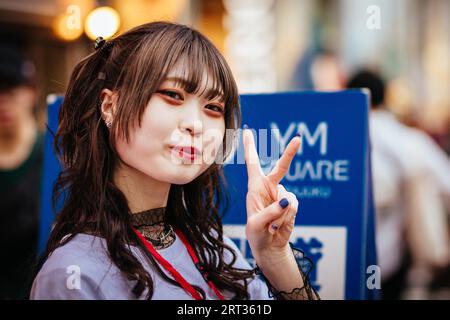 Tokio, Japan, 18. Mai 2019: Street Life Portraits of Amazing Fashion and Culture, in Harajuku, Tokio, Japan Stockfoto