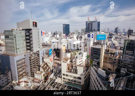 TOKIO, JAPAN, 11. MAI 2019, Eine Luftaufnahme über den Bezirk Shibuya im Zentrum von Tokio, Japan Stockfoto
