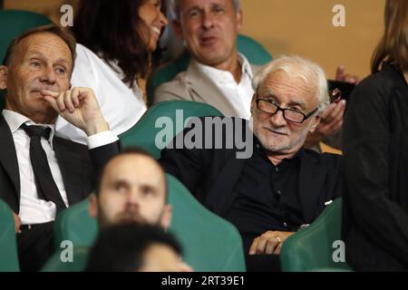 WOLFSBURG - (l-r) Hans-Joachim Watzke, Rudi Voller während des Freundschaftsspiels zwischen Deutschland und Japan in der Volkswagen Arena am 9. September 2023 in Wolfsburg. ANP | Hollandse Hoogte | BART STOUTJESDIJK Stockfoto