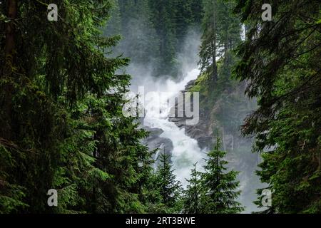 Krimmler Wasserfälle (der höchste Wasserfall Österreichs), Nationalpark hohe Tauern, Österreich Stockfoto