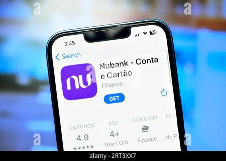 New Delhi, Indien 10. September 2023:- Nubank App auf iphone, größte Online-Bank in brasilien ohne Wartungsgebühren Stockfoto