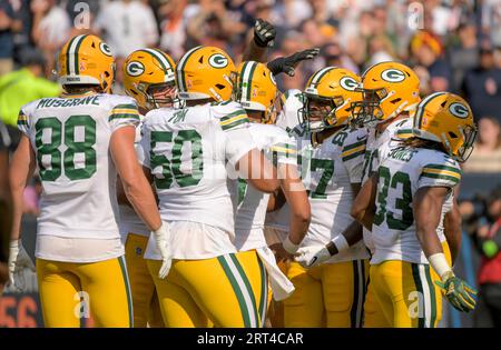 Chicago, Usa. September 2023. Die Green Bay Packers feiern Romeo Doubs (87) ersten Viertelanflug gegen die Chicago Bears während des Saisonauftakt auf dem Soldier Field in Chicago am Sonntag, den 10. September 2023. Foto von Mark Black/UPI Credit: UPI/Alamy Live News Stockfoto