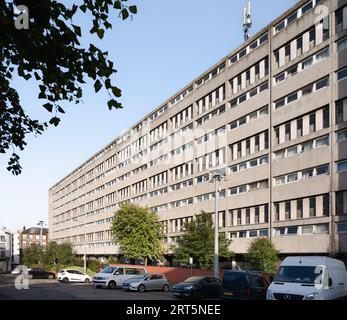 Edinburgh, Schottland, Großbritannien - Cables Wynd House (Banana Flats) von Alison & Hutchison & Partners Stockfoto