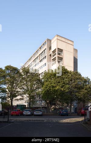 Edinburgh, Schottland, Großbritannien - Cables Wynd House (Banana Flats) von Alison & Hutchison & Partners Stockfoto