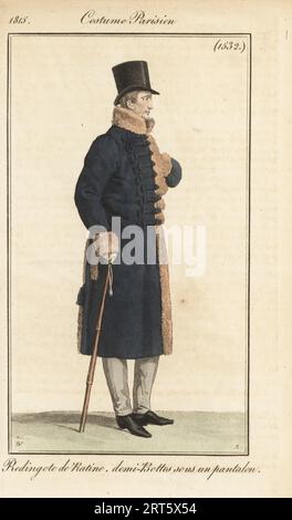 Französischer Gentleman mit Hut, Froschmantel aus Ratine-Wolle, Hose und Halbstiefeln, mit Stock. Redingote de Ratine, Demi-Bottes sous un pantalon. Handkolorierter Kupferstich von Pierre-Charles Baquoy nach einer Modeplatte von Horace Vernet aus Pierre de la Mesangeres Journal des Dames et des Modes, Zeitschrift für Frauen und Mode, Paris, 1815. Stockfoto