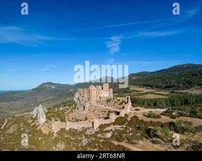 Luftaufnahme der schönen Klosterburg von Loarre in der Provinz Huesca, Spanien. Stockfoto