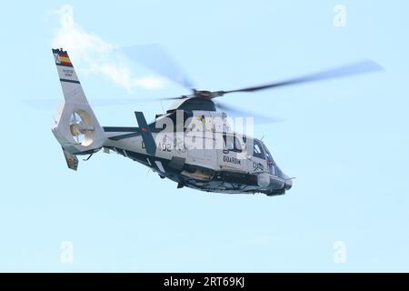 Torre del Mar International Air Show, Málaga, Spanien. September 2023. Guardia Civil Eurocopter AS365 Dauphin Stockfoto