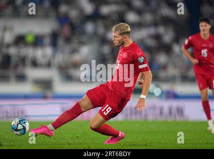 10. September 2023: Jonas Wind (Dänemark) kontrolliert den Ball während eines Qualifikationsspiels der Gruppe H zur EURO 2024, Finnland gegen Dänemark, im Olympiastadion Helsinki, Finnland. Kim Price/CSM (Bild: © Kim Price/Cal Sport Media) Stockfoto